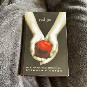 Twilight by Stephanie Meyer
